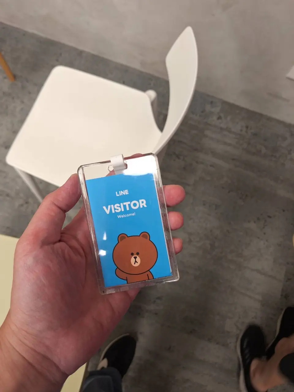 LINE Visitor 訪客證
